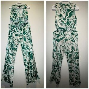 Forever 21  Tropical Print Tie Front Cami Top & Wide Leg Pants Size M